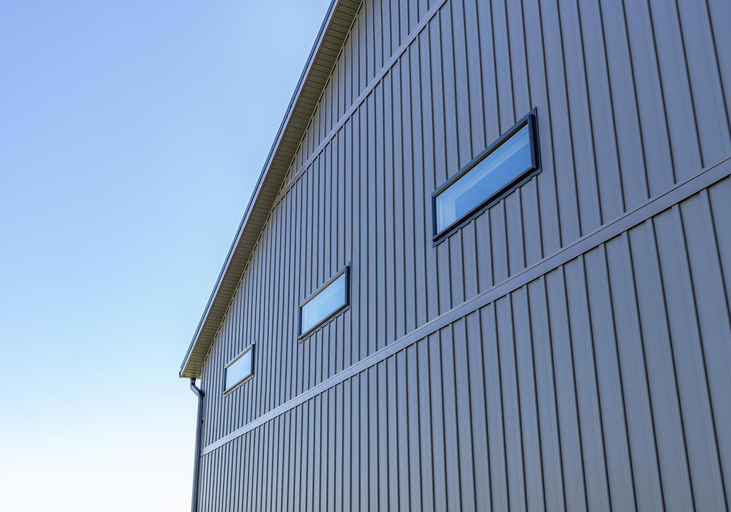 CedarMAX® 8″ Board ‘N Batten In Nightfall